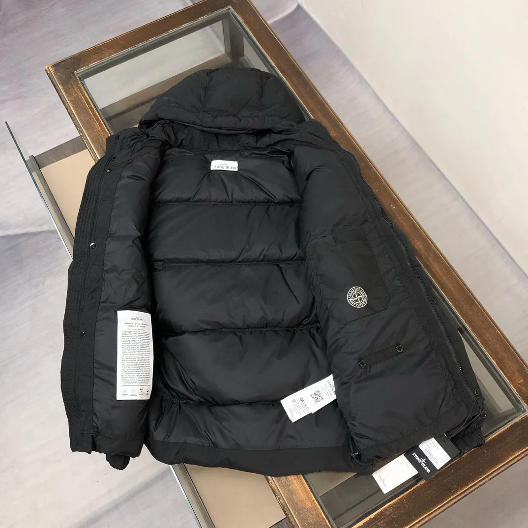 Women's Jackets And Down Jackets STONE ISLAND 18002084