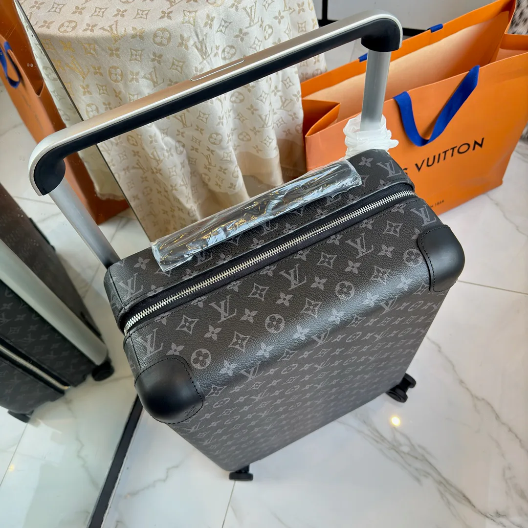 Suitcases LOUIS VUITTON 17675221