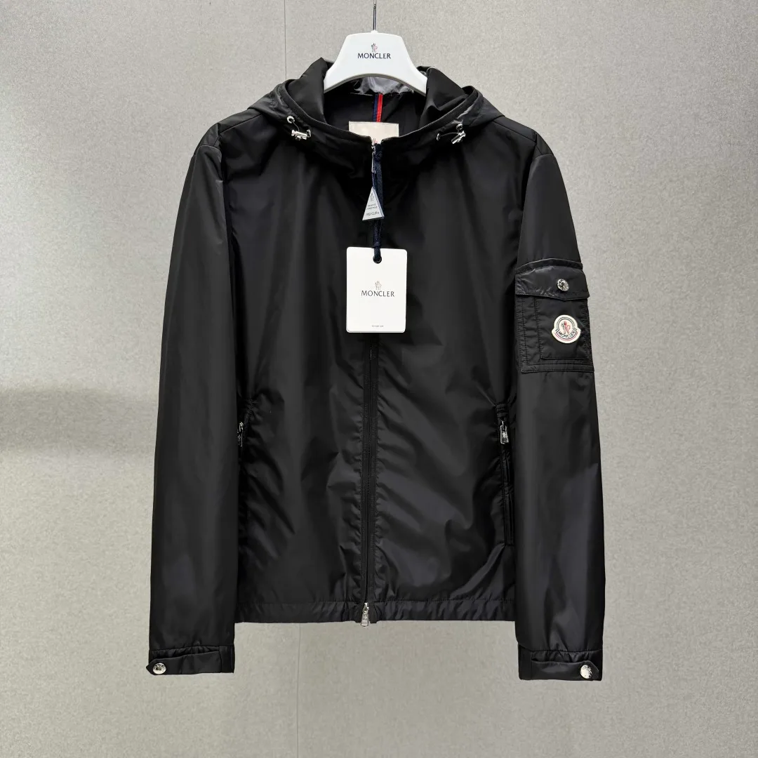 Men's Jackets And Down Jackets MONCLER 17807246