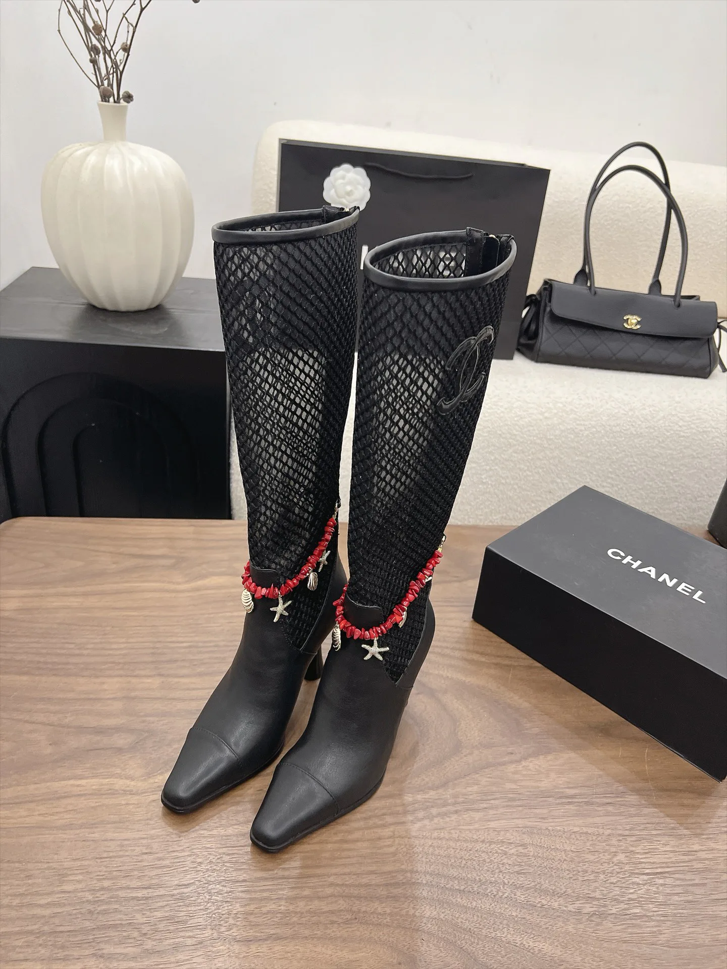 Women's Boots CHANEL 18223429