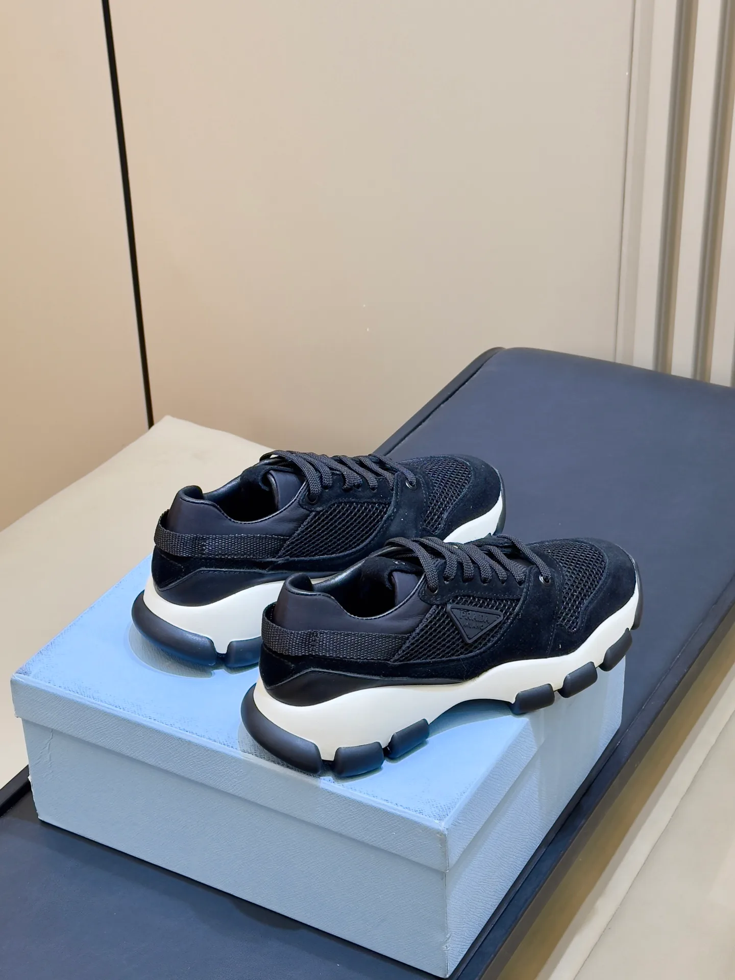 Women's Sneakers PRADA 18073431