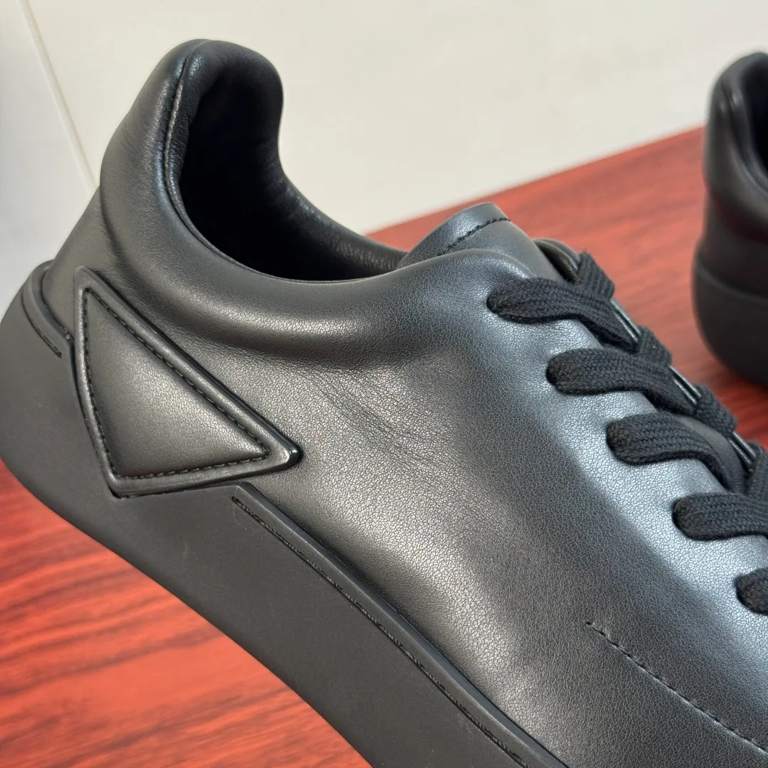 Men's Sneakers PRADA 16935024