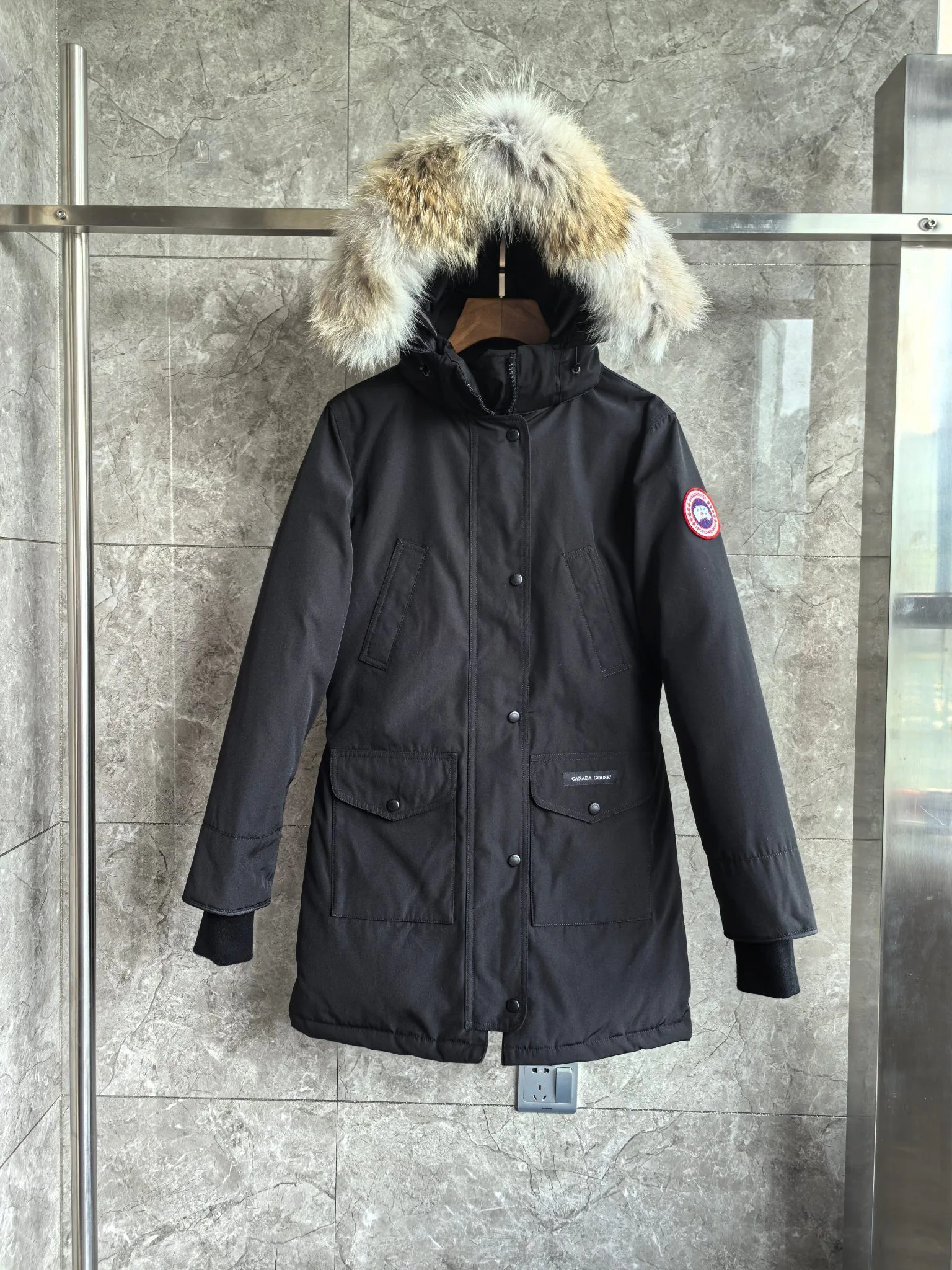 Women's Jackets And Down Jackets CANADA GOOSE 18188610