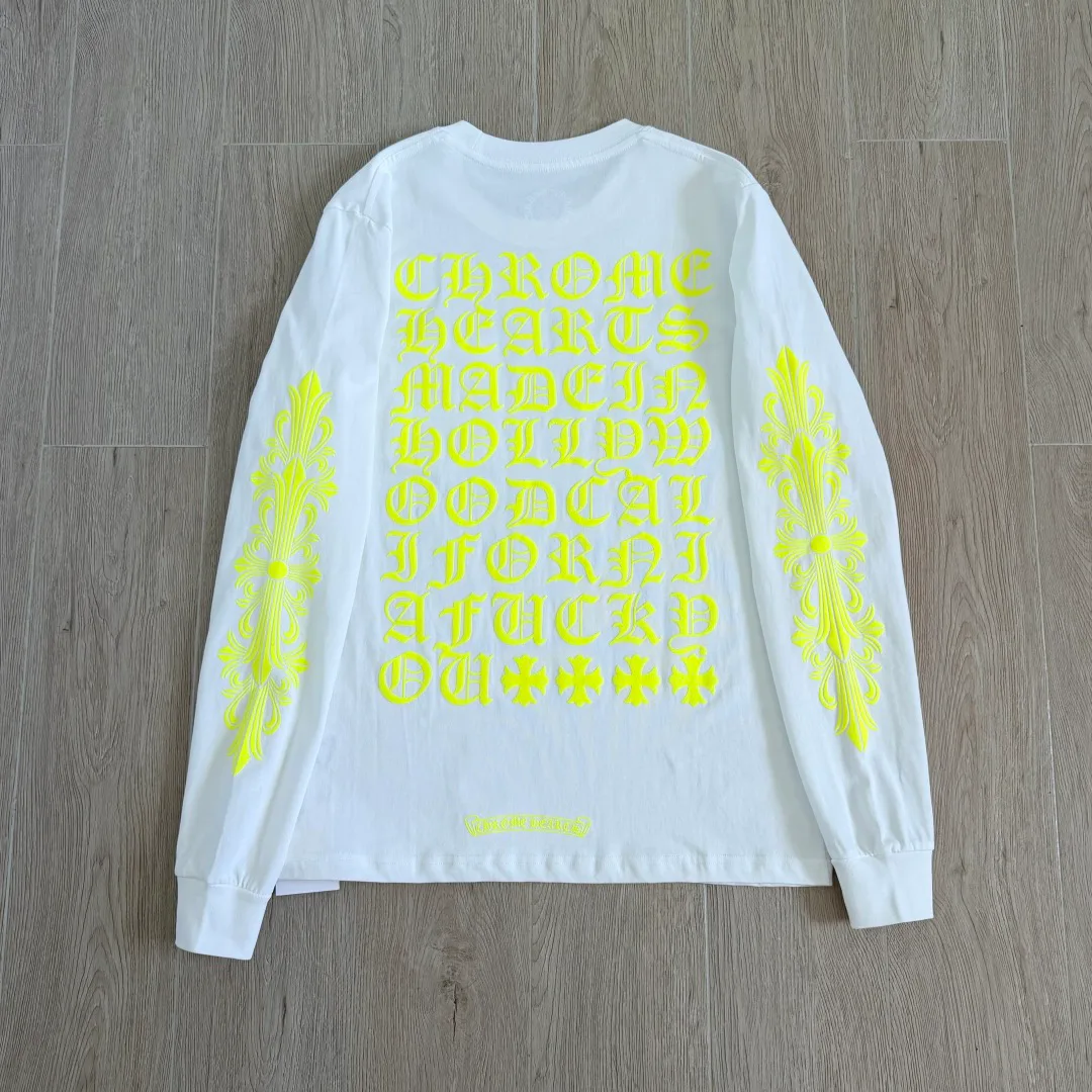 Women's T-Shirts CHROME HEARTS 17953638