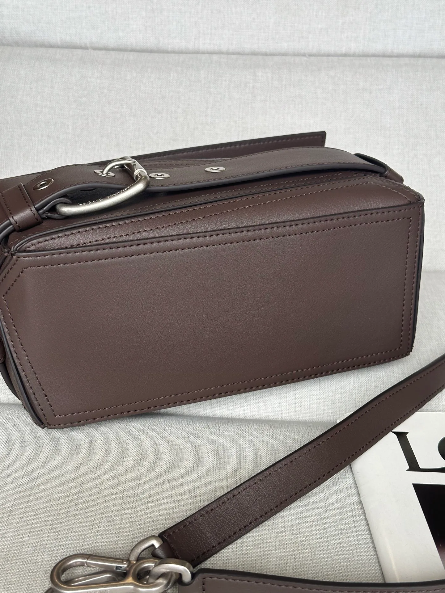Women's Classic Handbags LOEWE 17807809