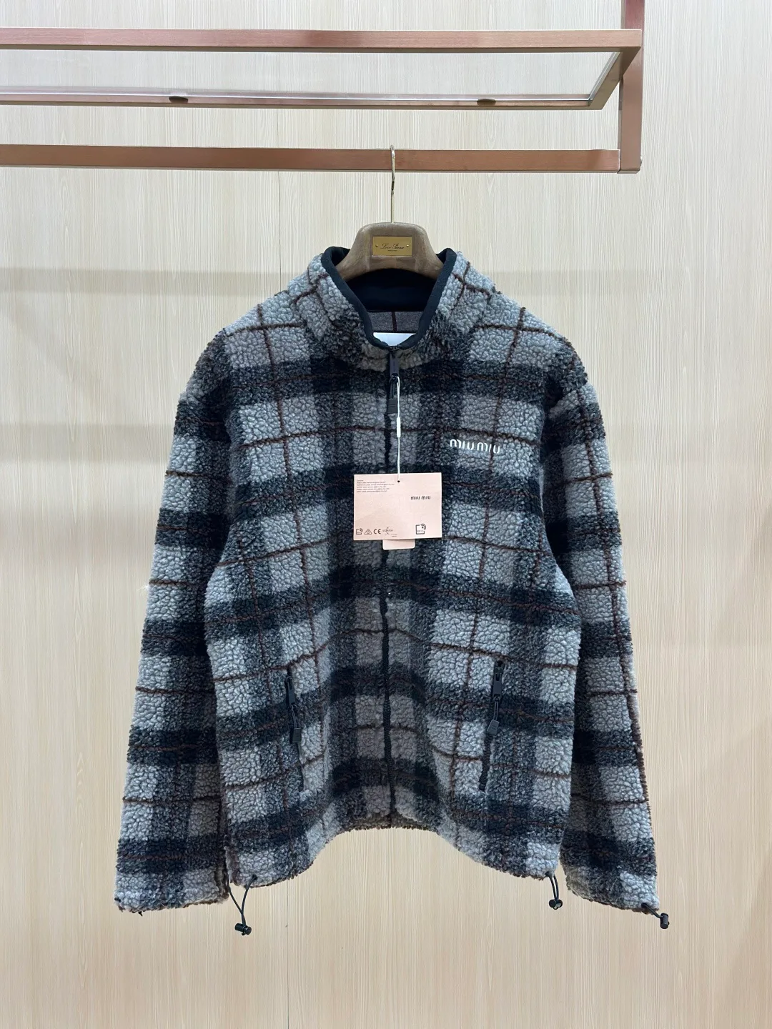 Куртки И Пуховики Мужские Miu Miu 18599284