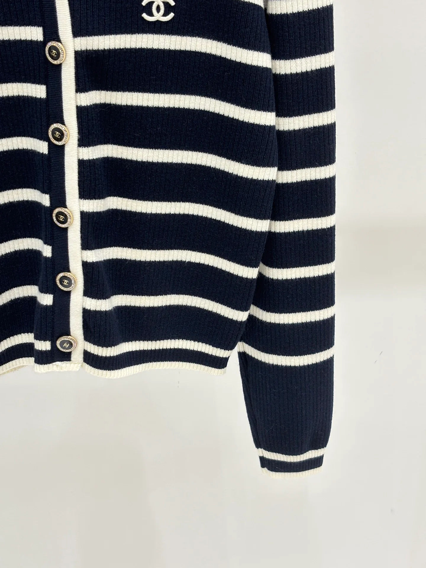 Women's Jumpers And Sweaters CHANEL 18028972