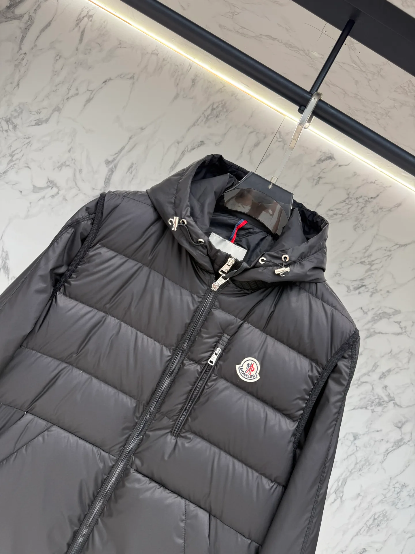 Men's Jackets And Down Jackets MONCLER 17808984