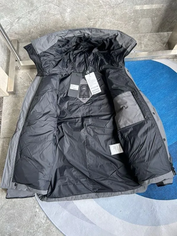Women's Jackets And Down Jackets CANADA GOOSE 18111613