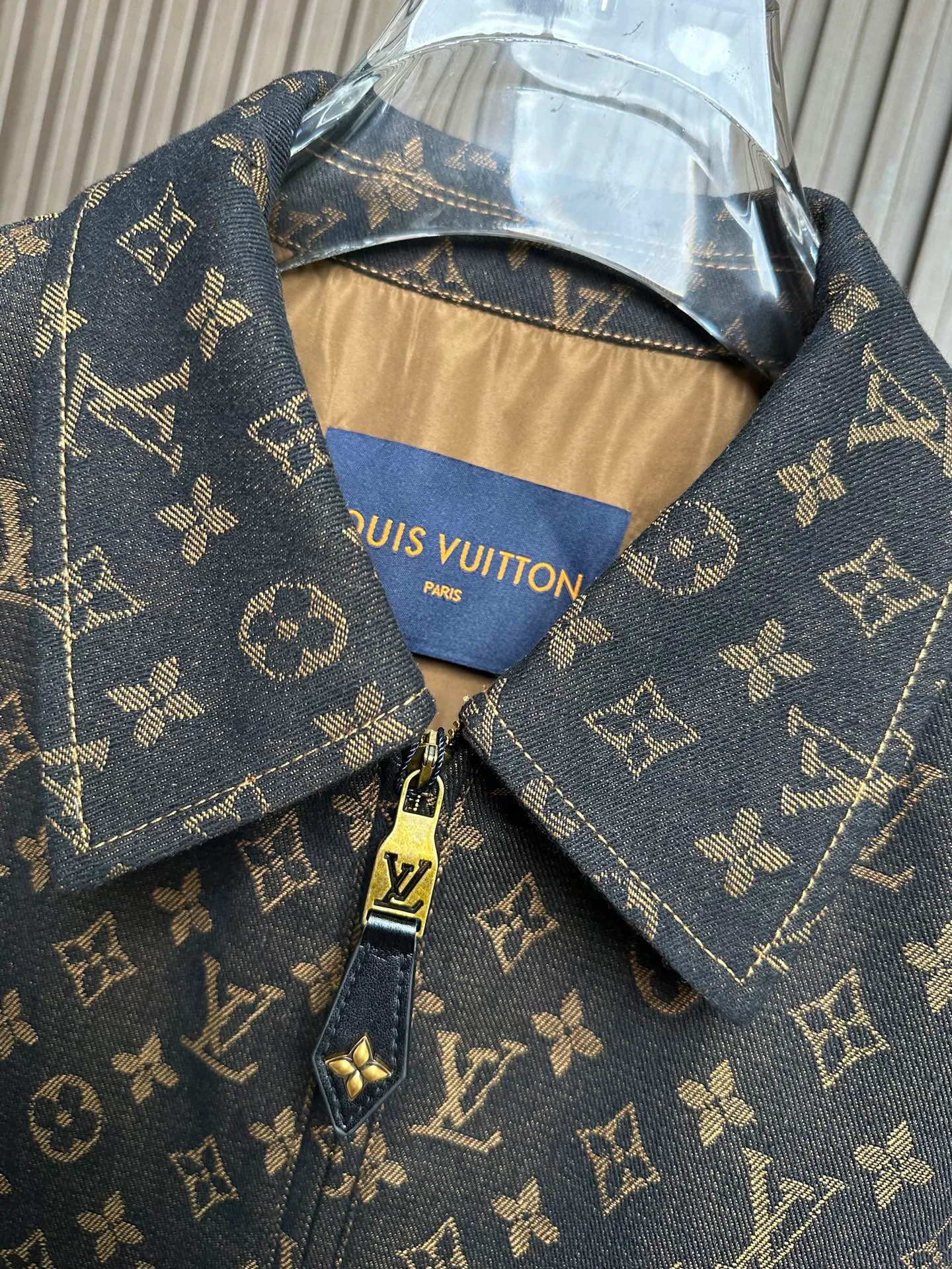 Men's Jackets And Down Jackets LOUIS VUITTON 18109845