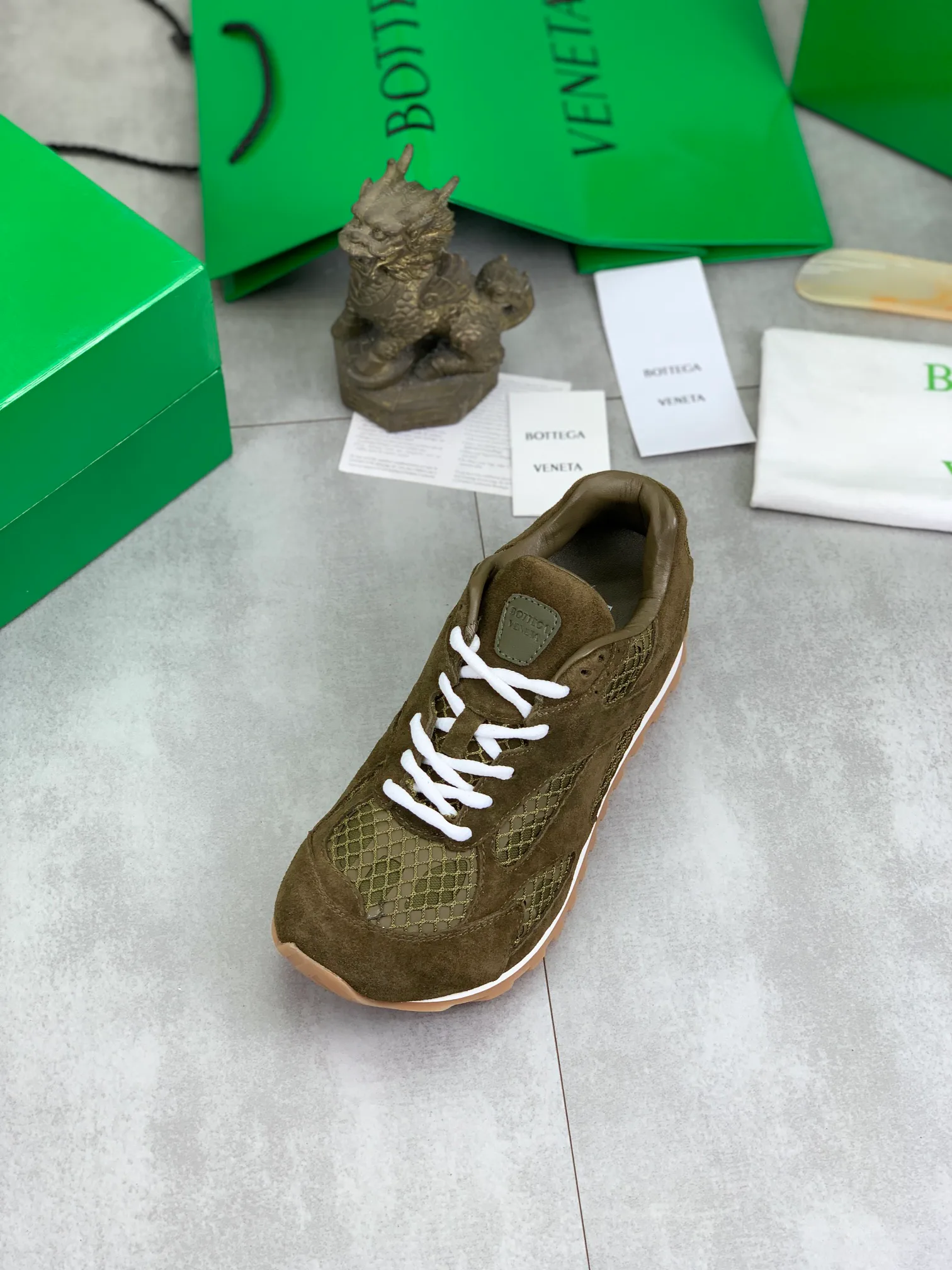Women's Sneakers BOTTEGA VENETA 18365184