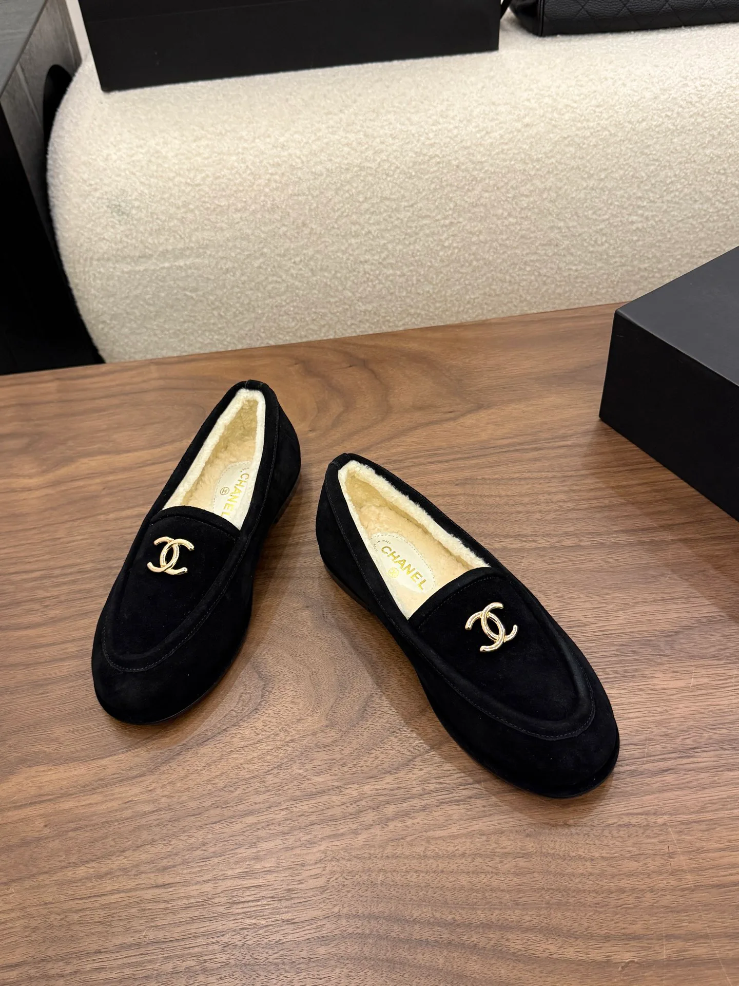 Women's Loafers And Moccasins CHANEL 18223690