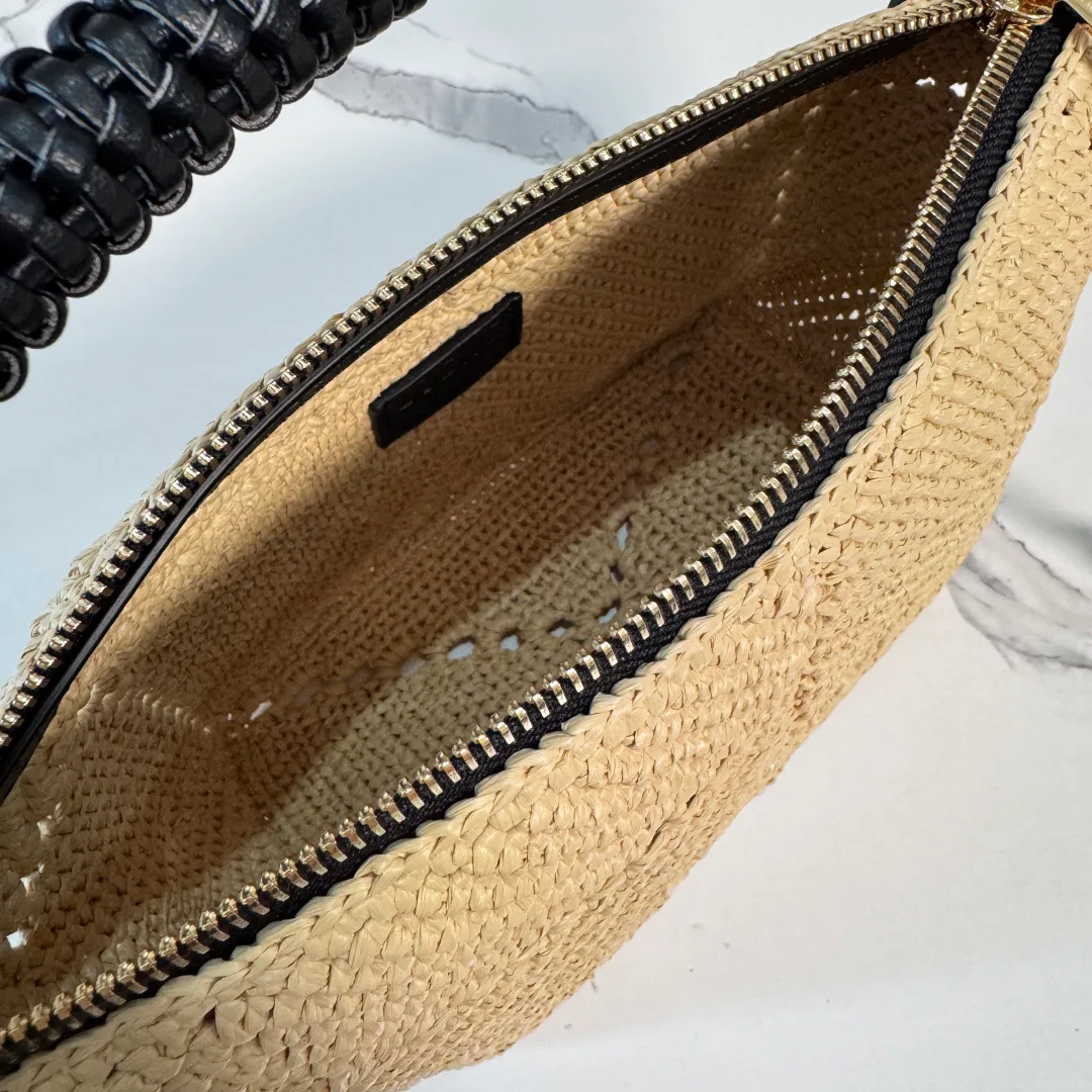 Women's Classic Handbags LOEWE 17818152