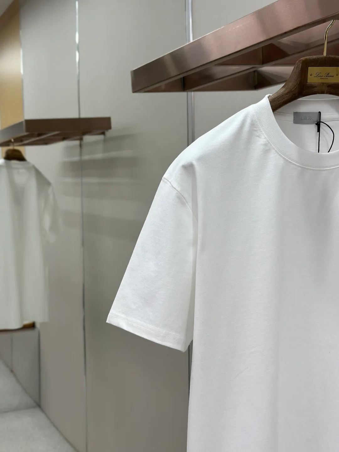 Women's T-Shirts CHRISTIAN DIOR 18191025