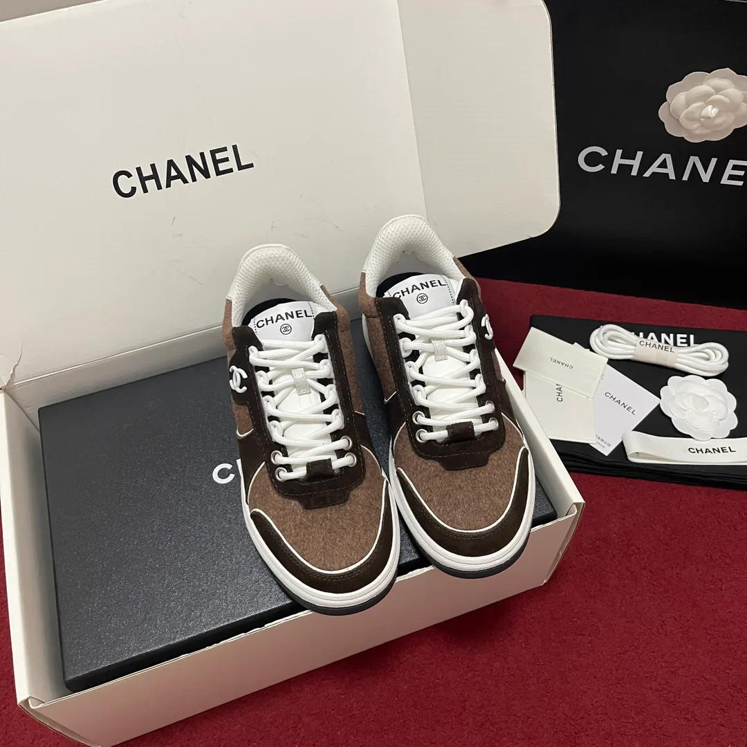 Women's Sneakers CHANEL 18195104