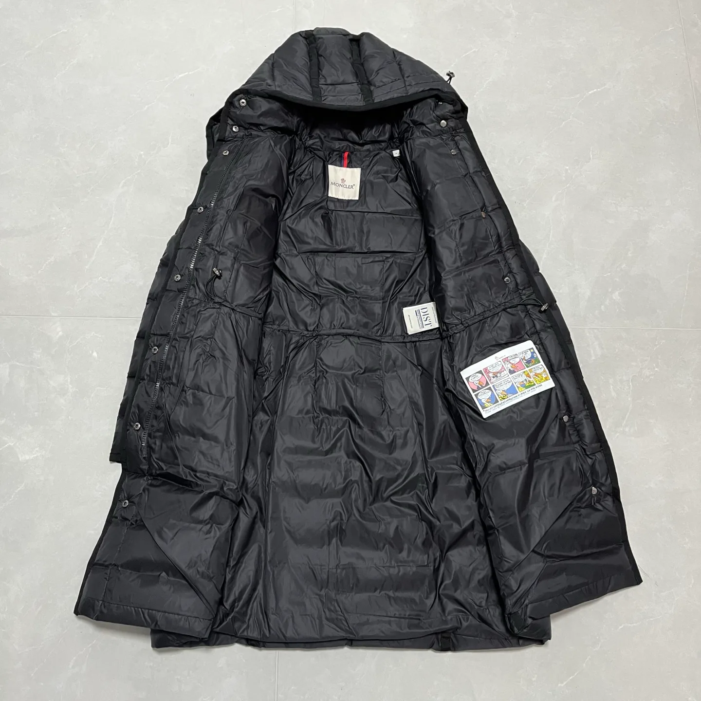 Women's Jackets And Down Jackets MONCLER 17913969