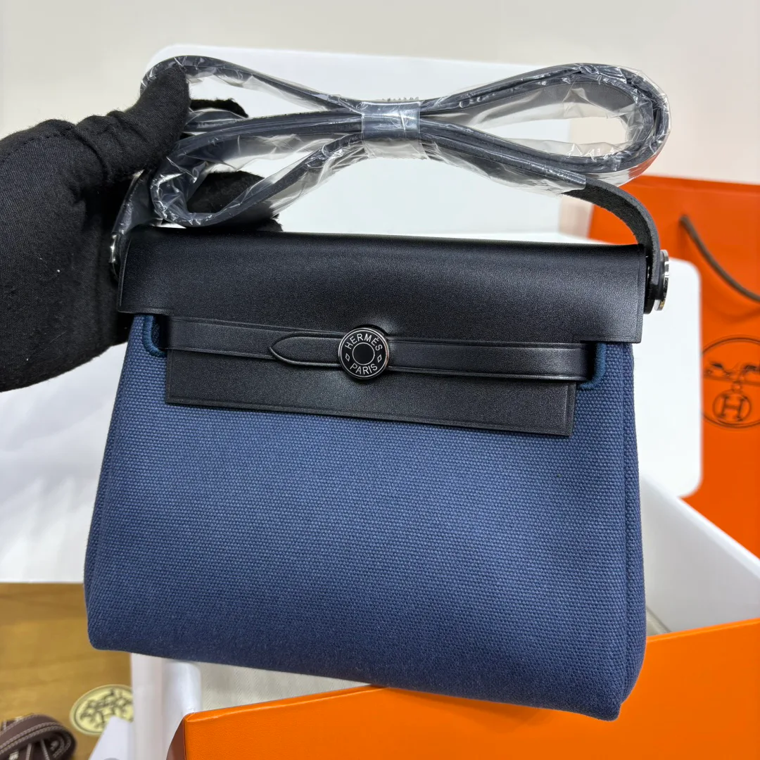 Women's Classic Handbags HERMES 18394457