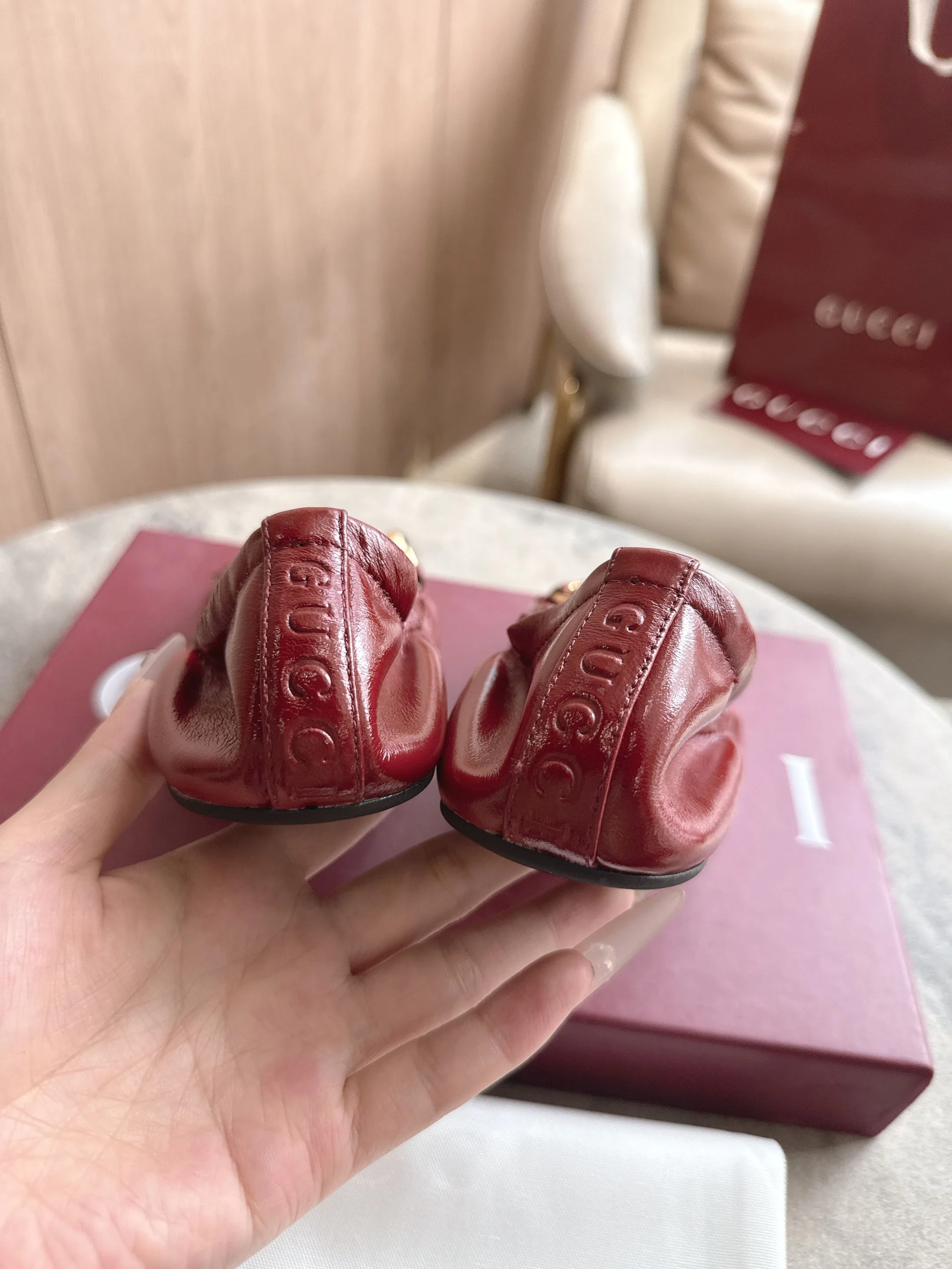 Women's Ballet Flats GUCCI 18484089