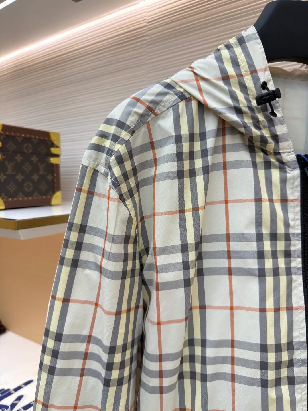 Men's Jackets And Down Jackets BURBERRY 18153626