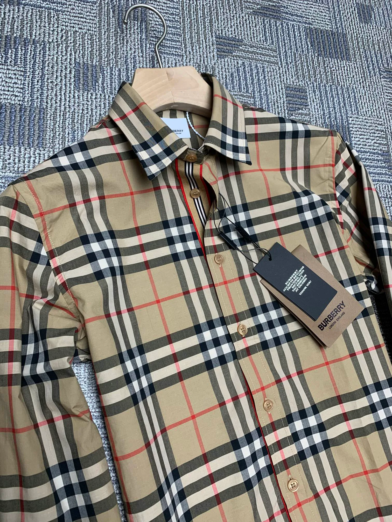 Men's Shirts BURBERRY 17967418