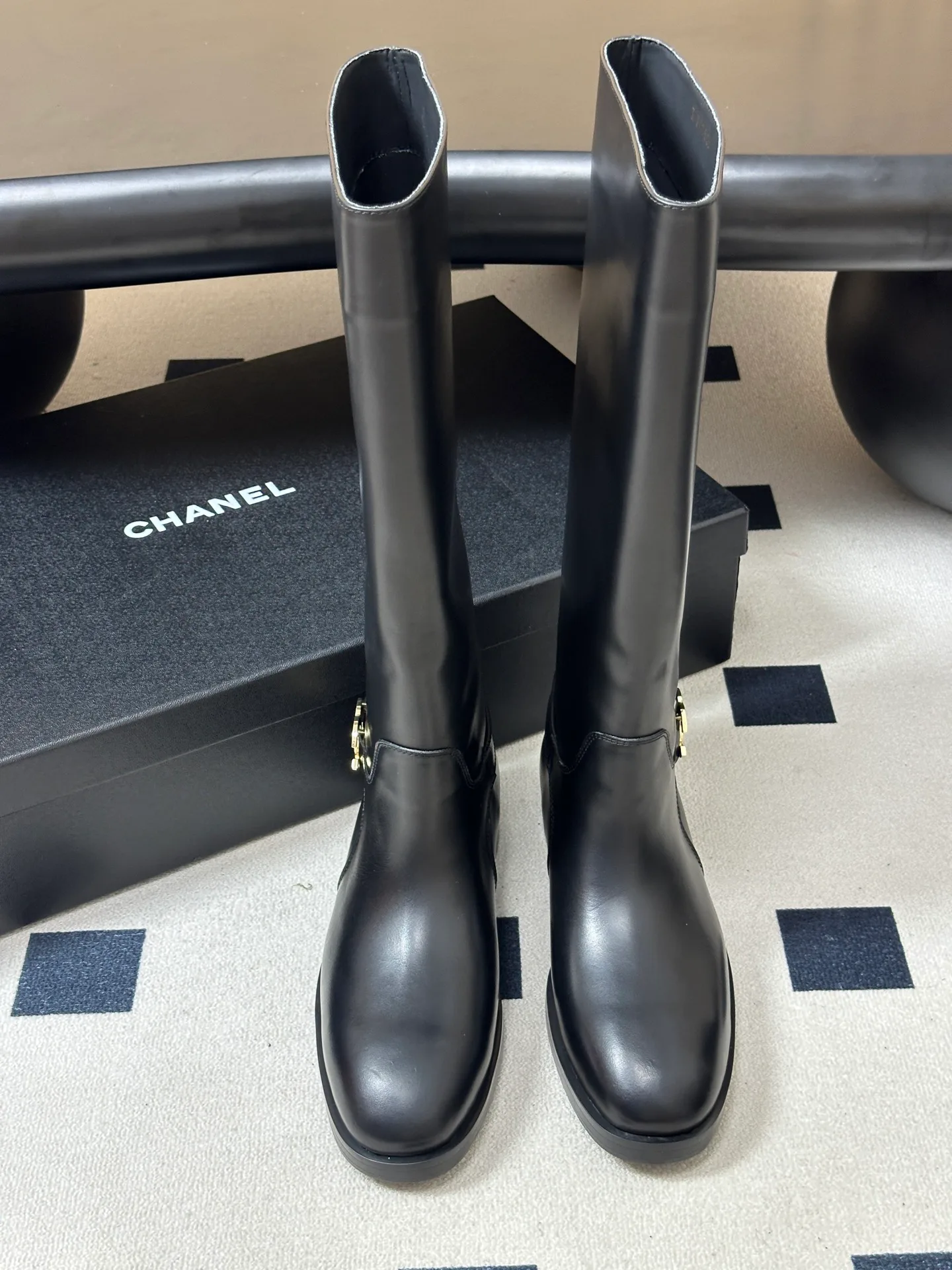 Women's Boots CHANEL 18069823