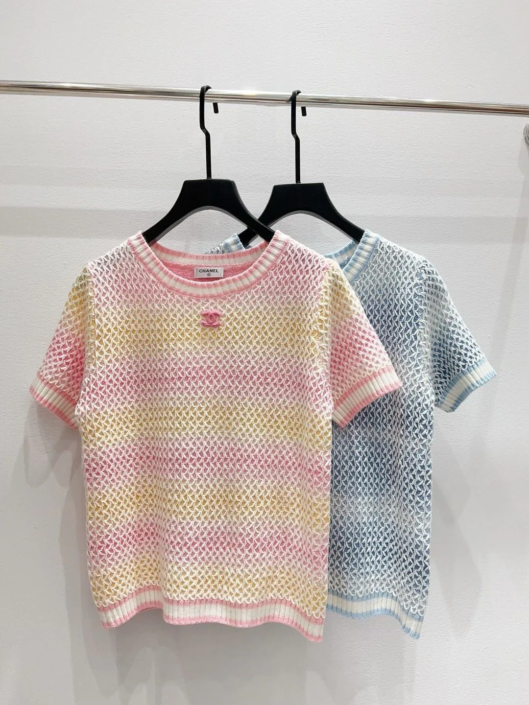 Women's T-Shirts CHANEL 17327636