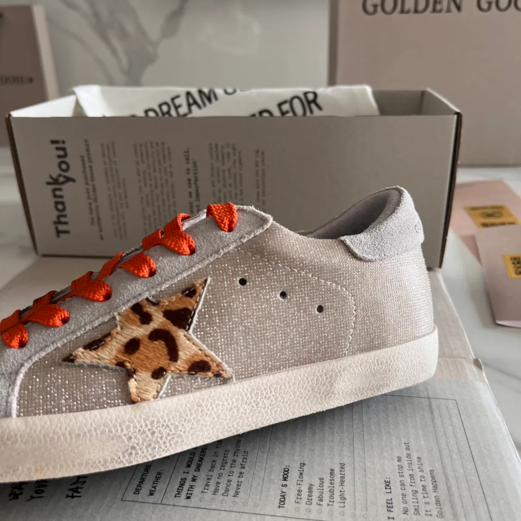 Women's Sneakers GOLDEN GOOSE 16995661