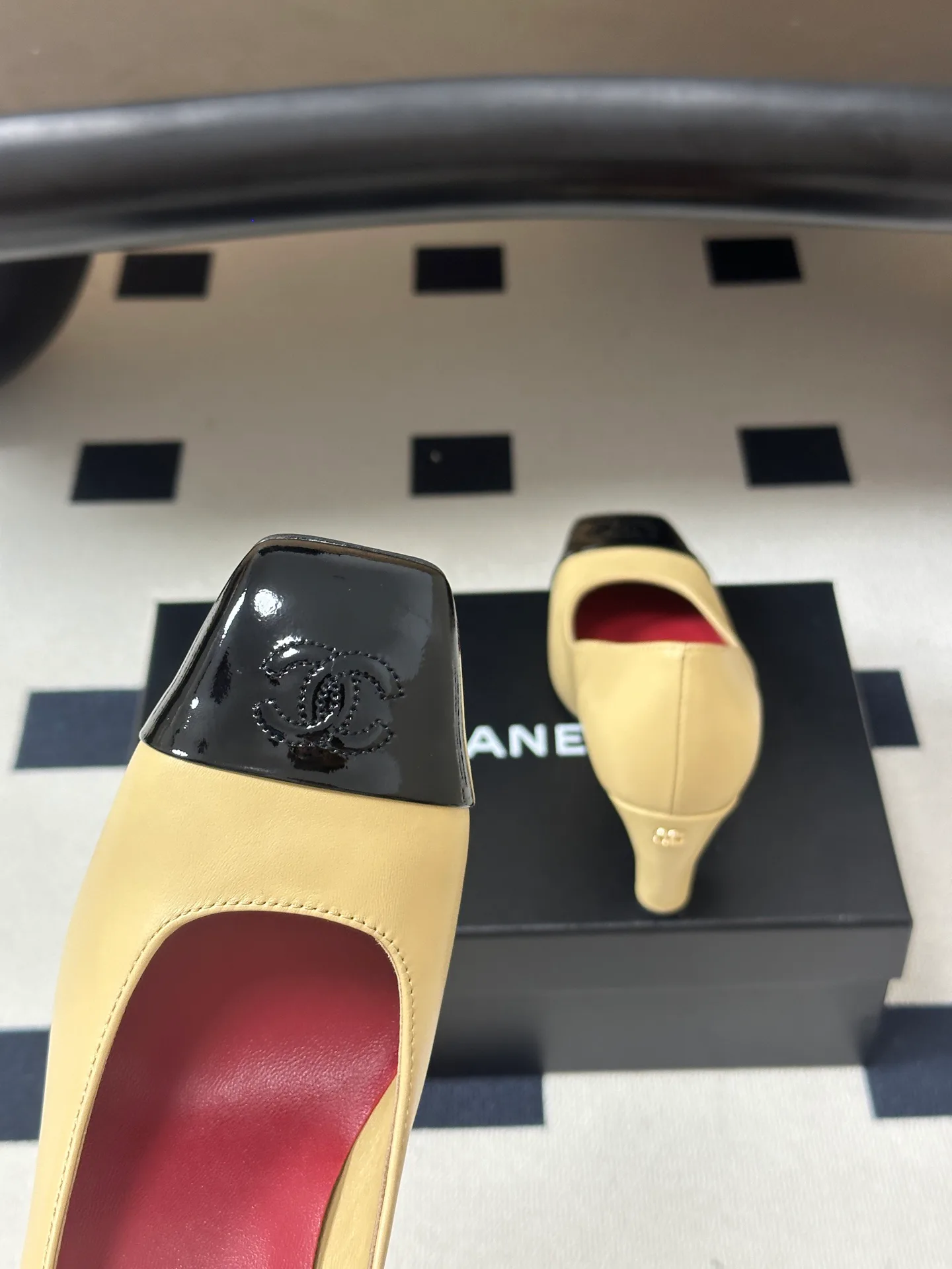 Women's Heels CHANEL 18049720