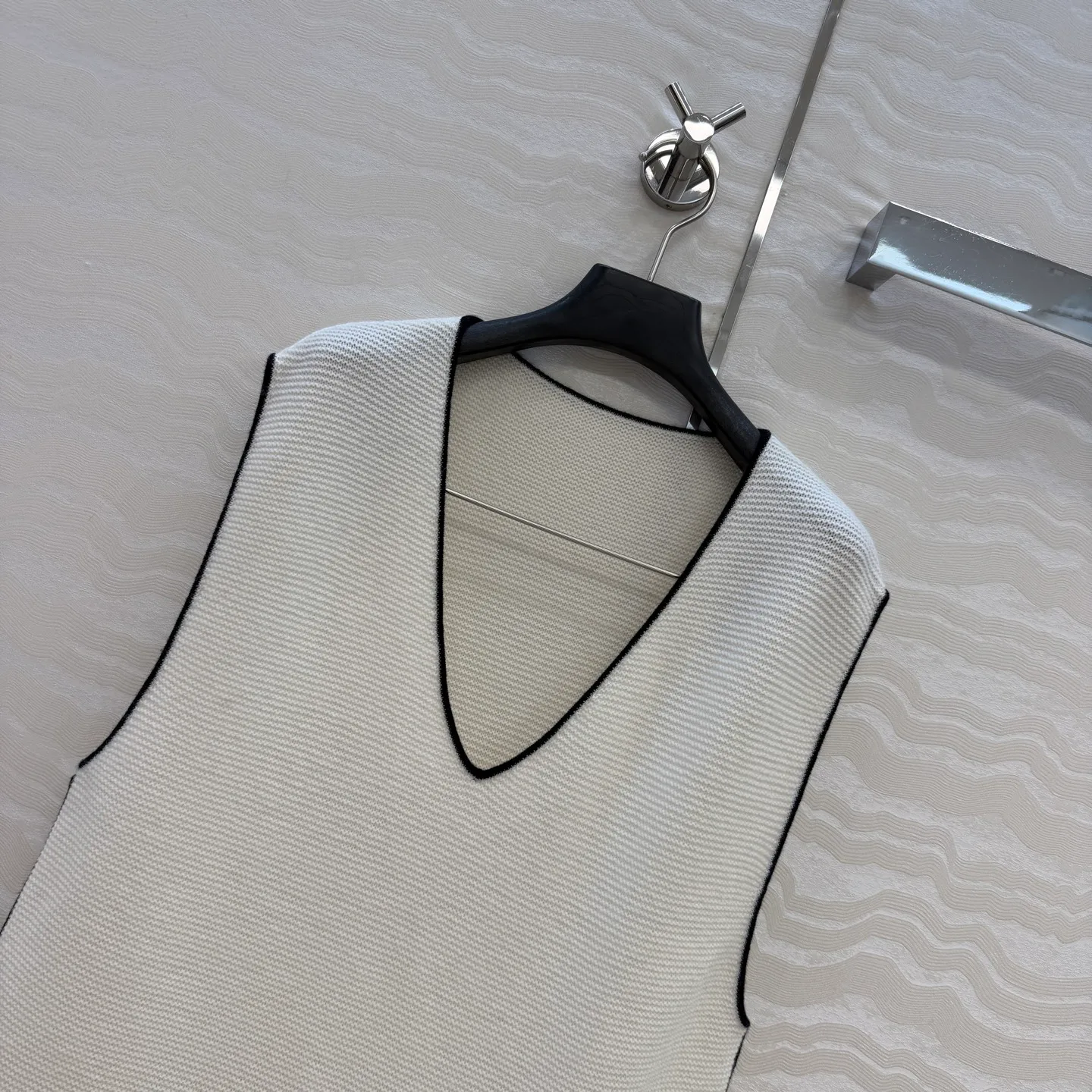 Women's Vests CHANEL 16918960