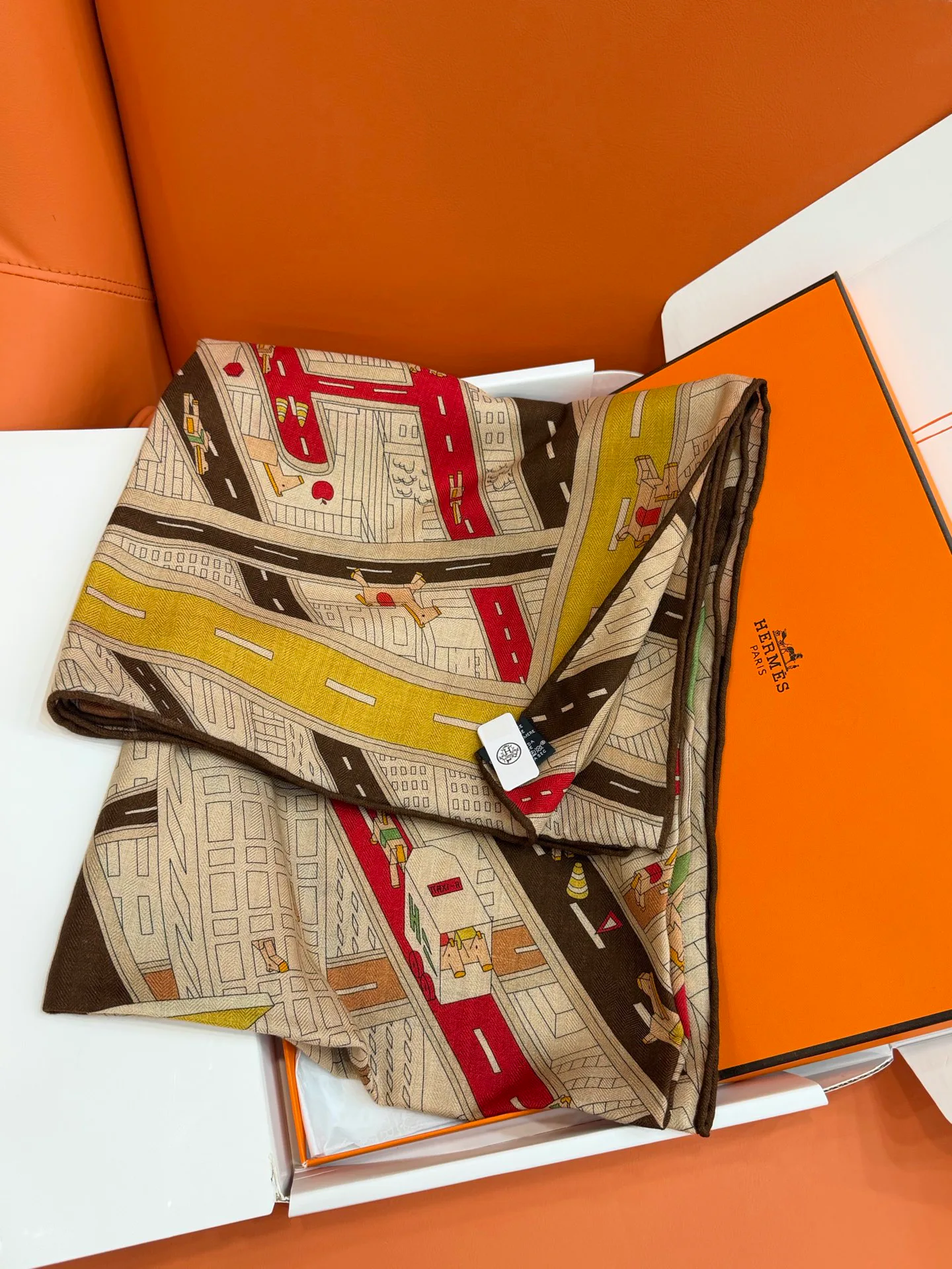 Silk Scarves HERMES 17991393