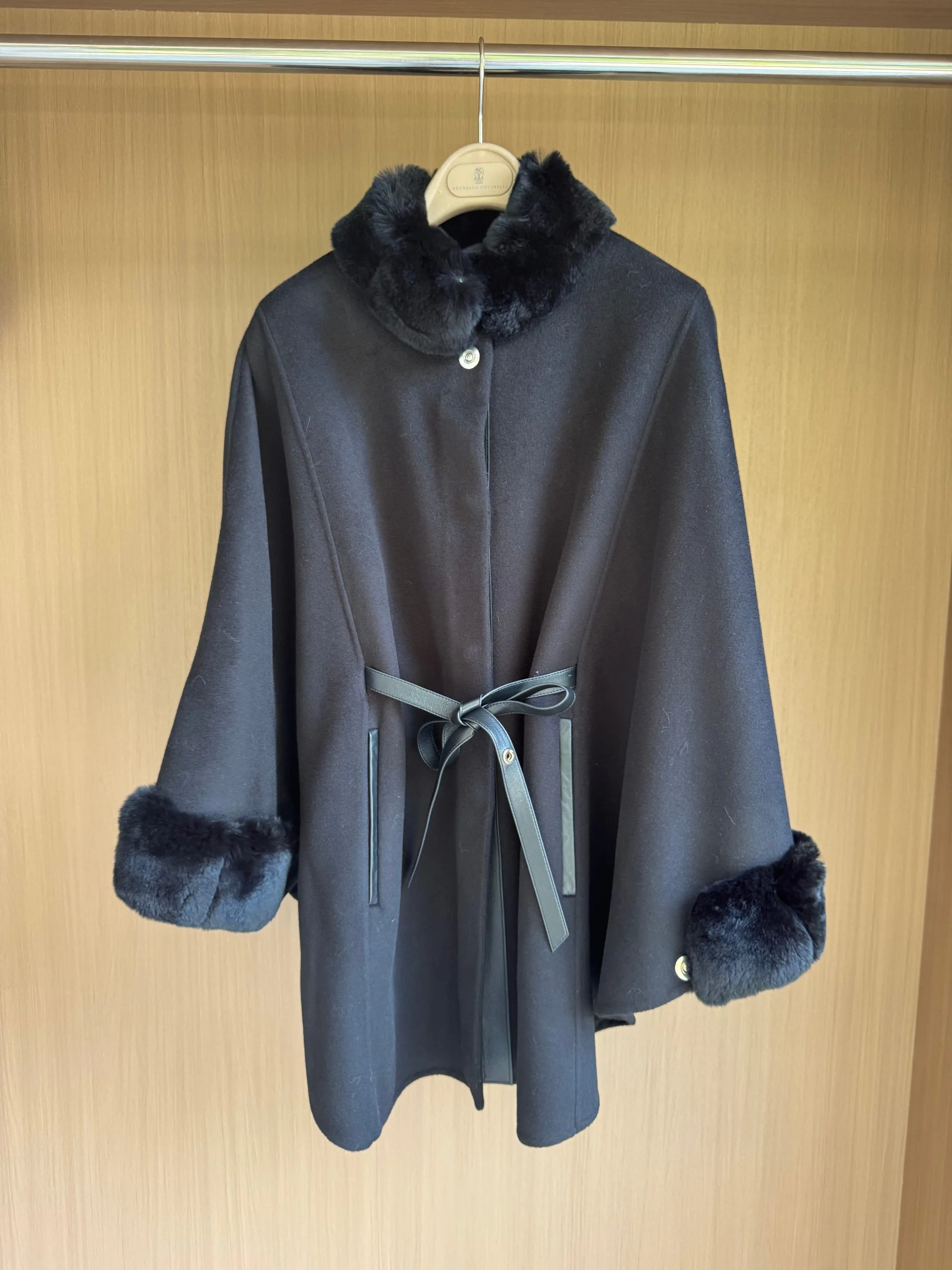 Women's Coats LORO PIANA 17958846
