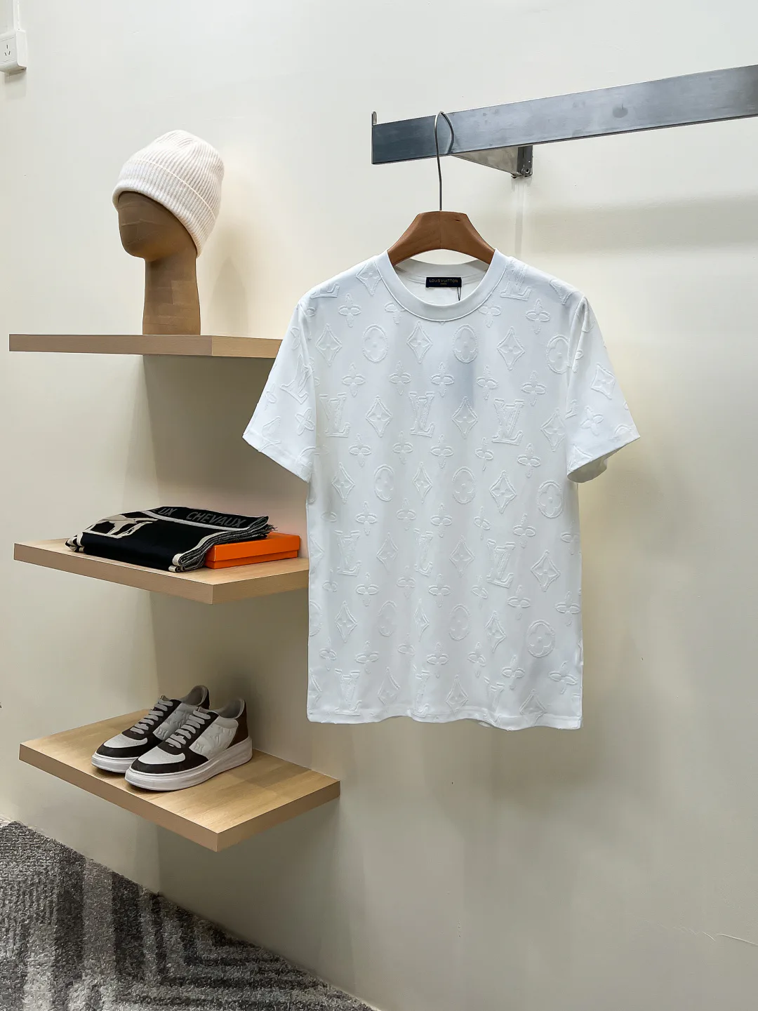 Men's T-Shirts LOUIS VUITTON 18499405