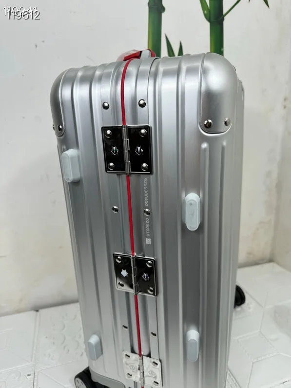 Suitcases RIMOWA 17662918