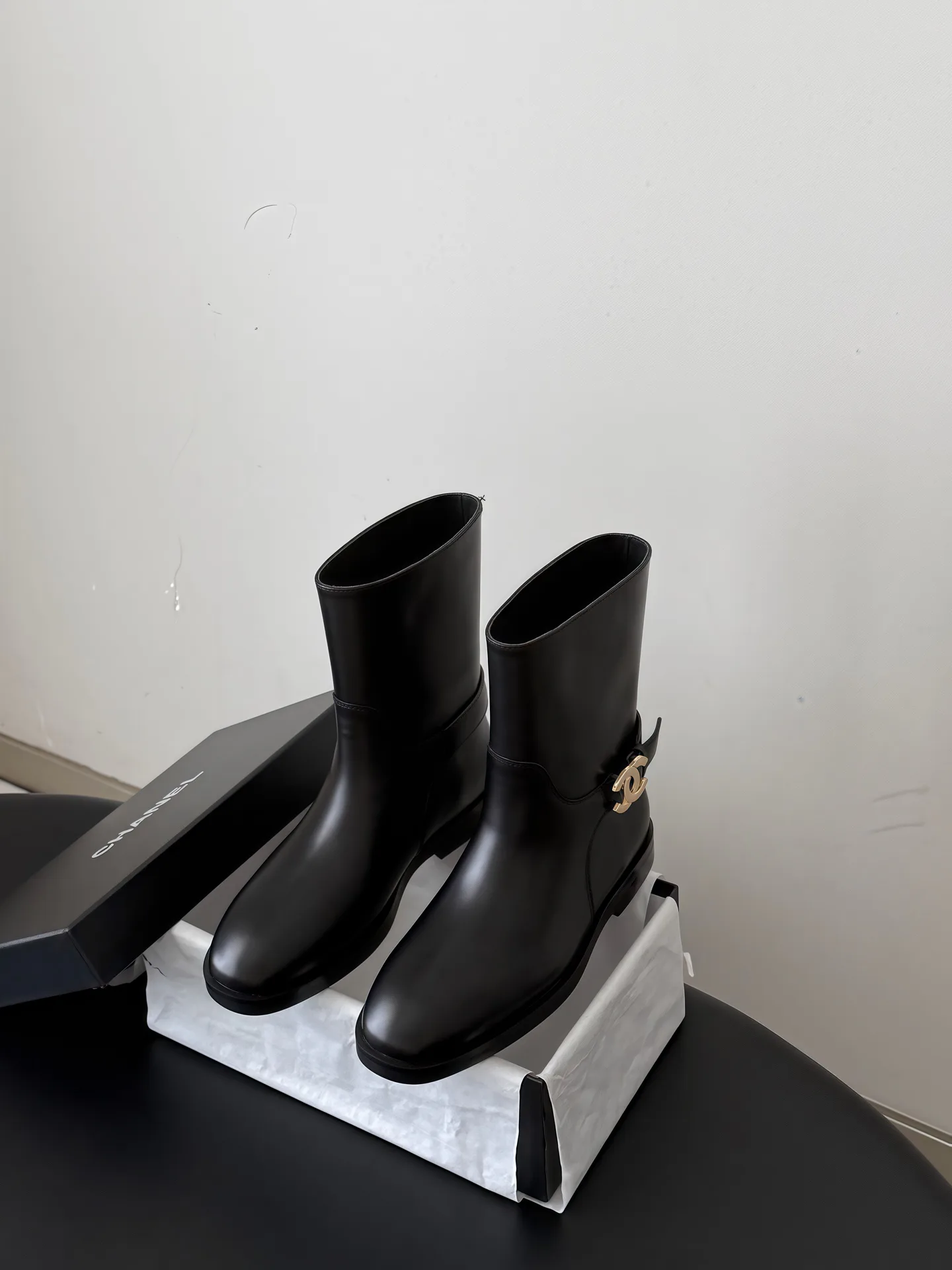 Women's Boots CHANEL 18053095
