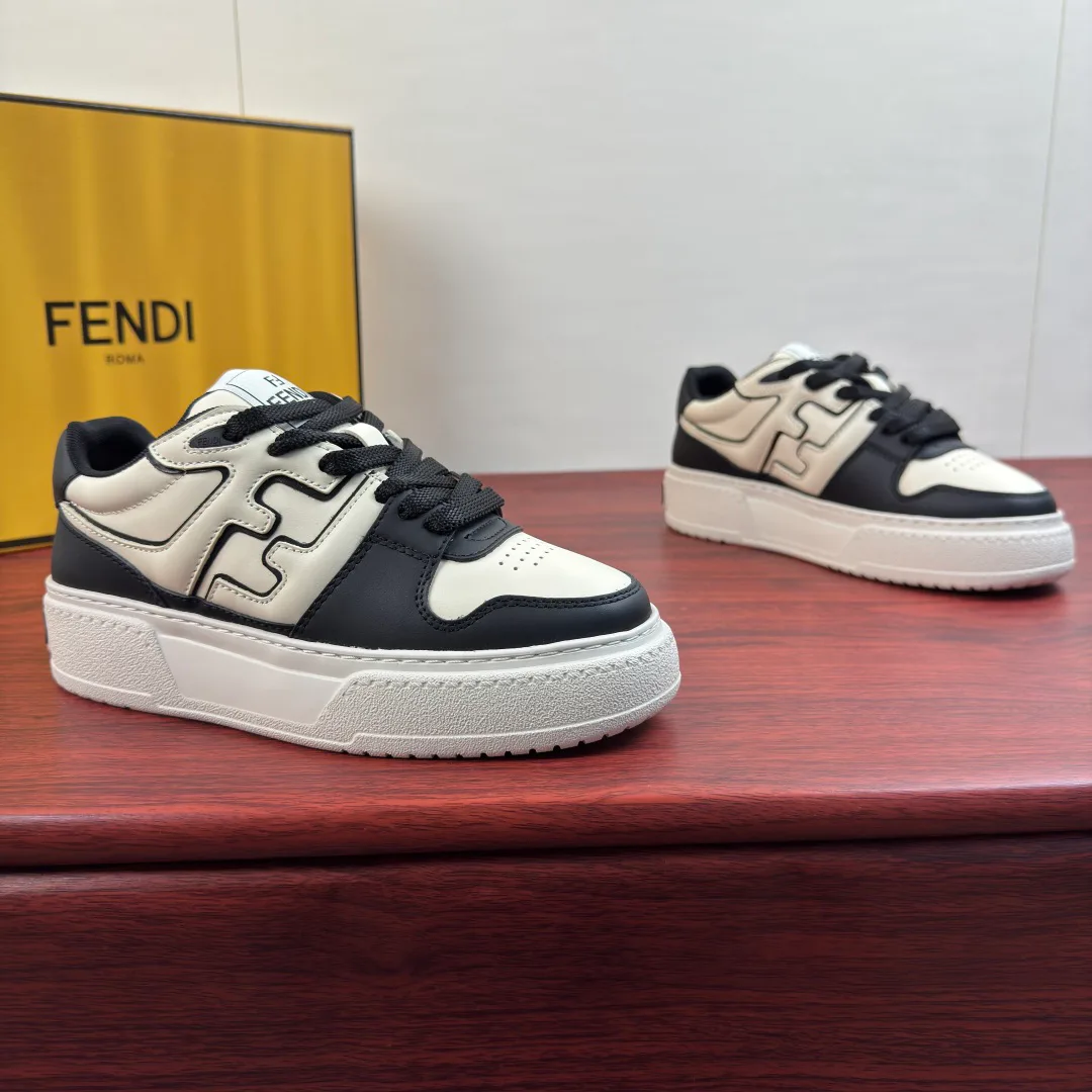 Women's Sneakers FENDI 18119027