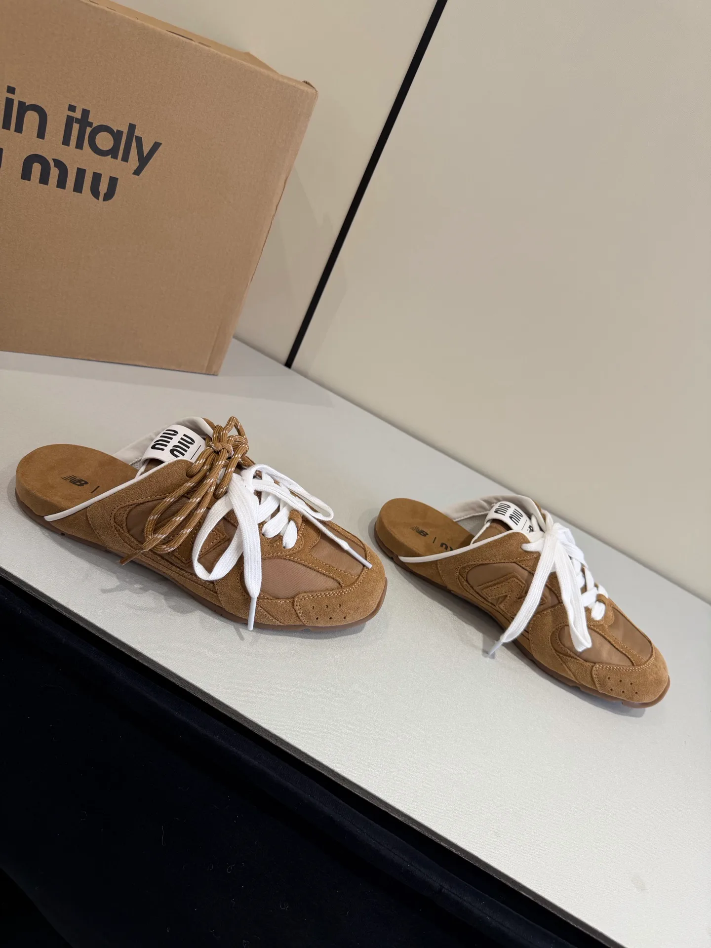 Women's Sneakers MIU MIU 17977138