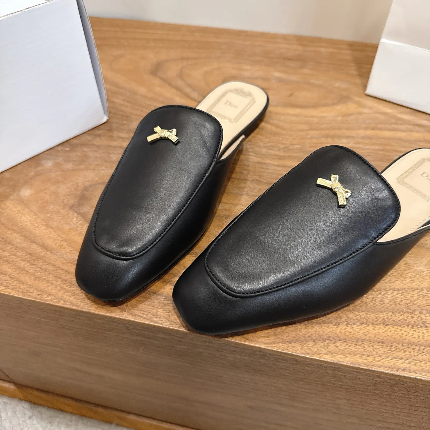 Women's Mules And Clogs CHRISTIAN DIOR 17947092