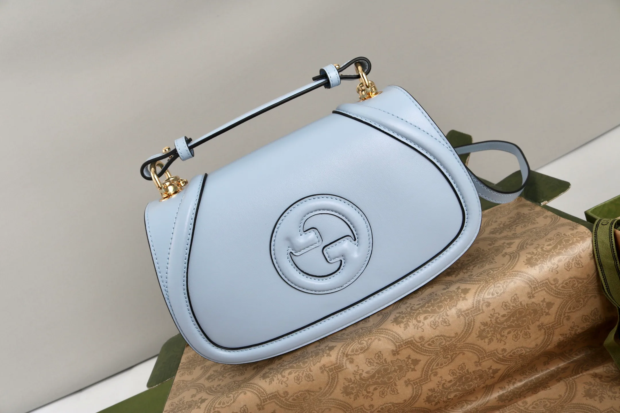Women's Classic Handbags GUCCI 18065522