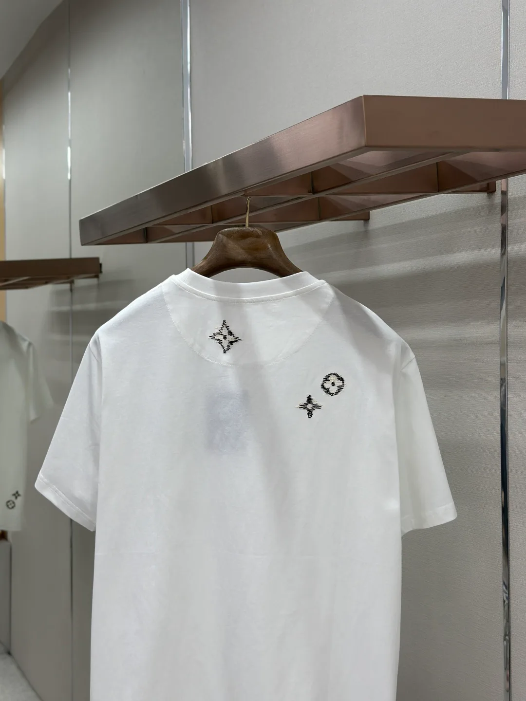 Women's T-Shirts LOUIS VUITTON 18191113