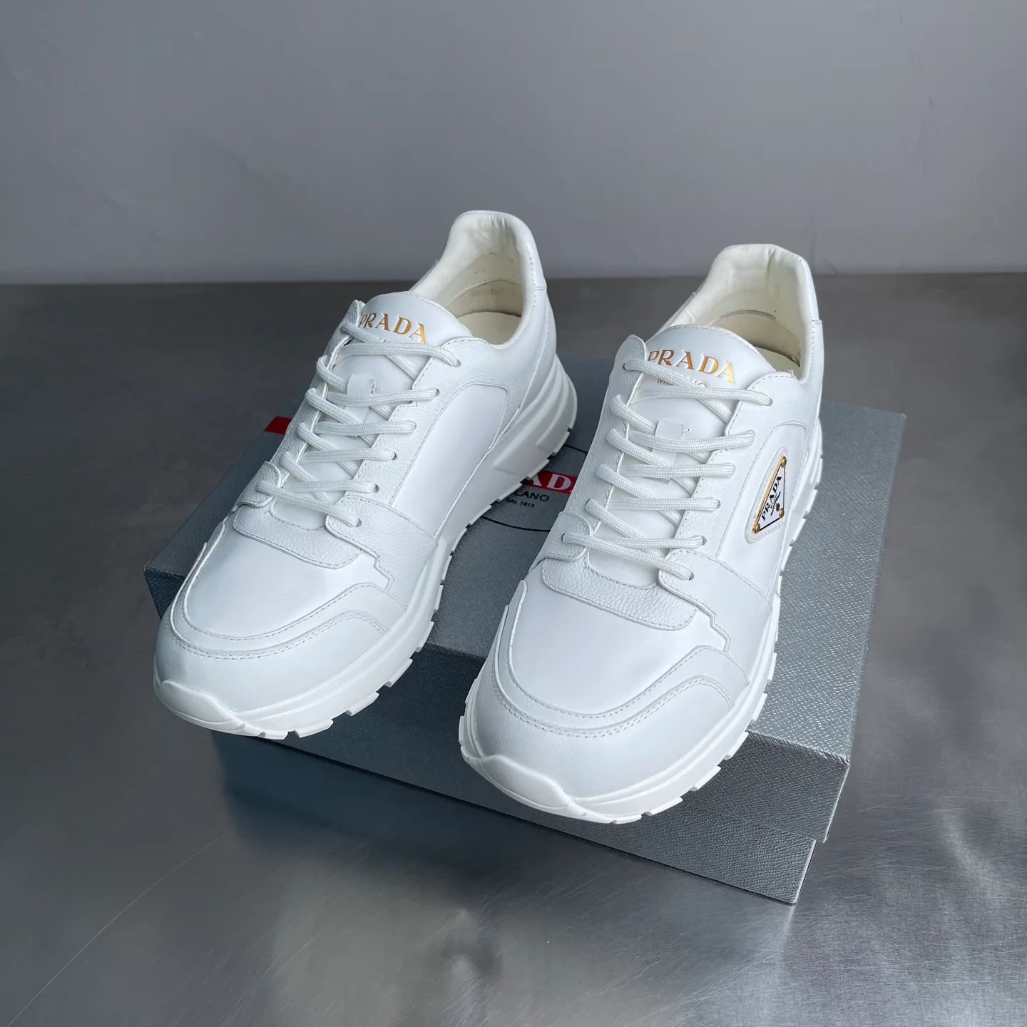 Men's Sneakers PRADA 18385660