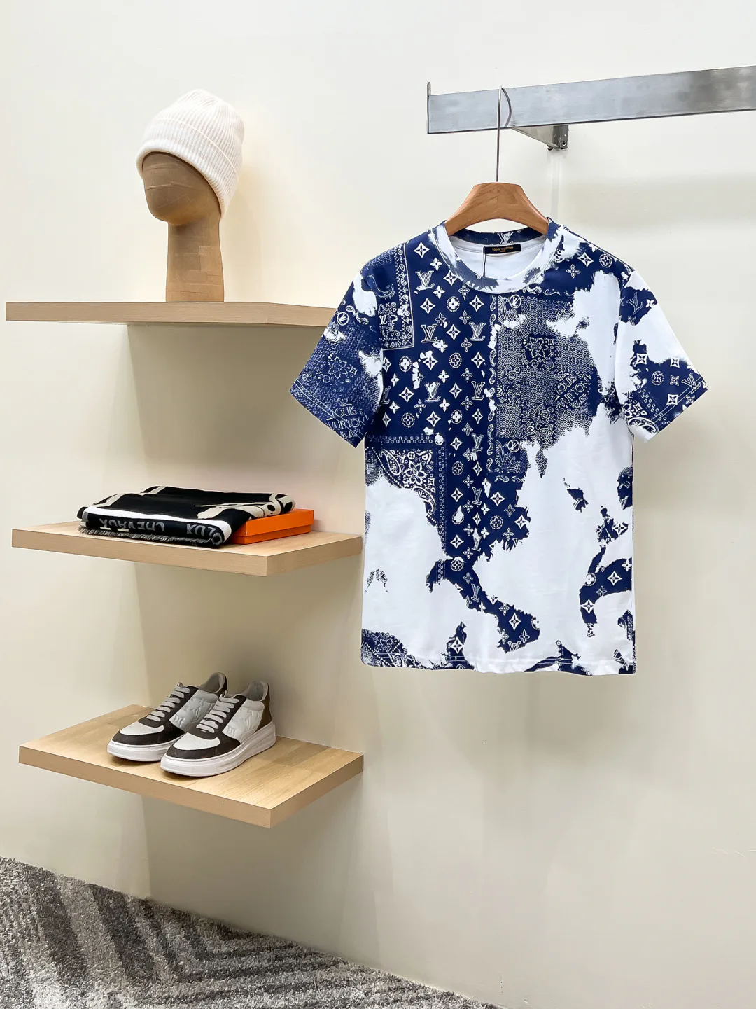 Men's T-Shirts LOUIS VUITTON 18499491