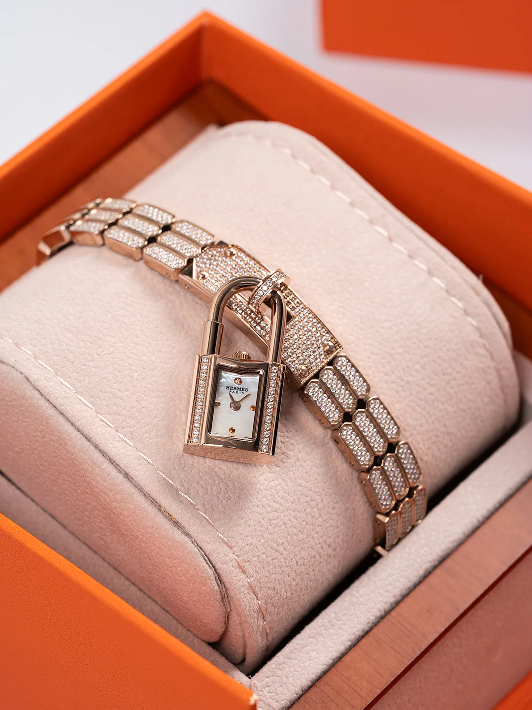Women's Watches HERMES 18504500