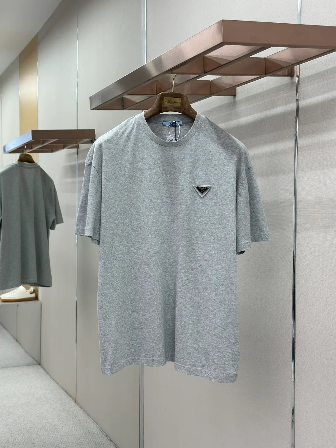 Women's T-Shirts PRADA 18191098