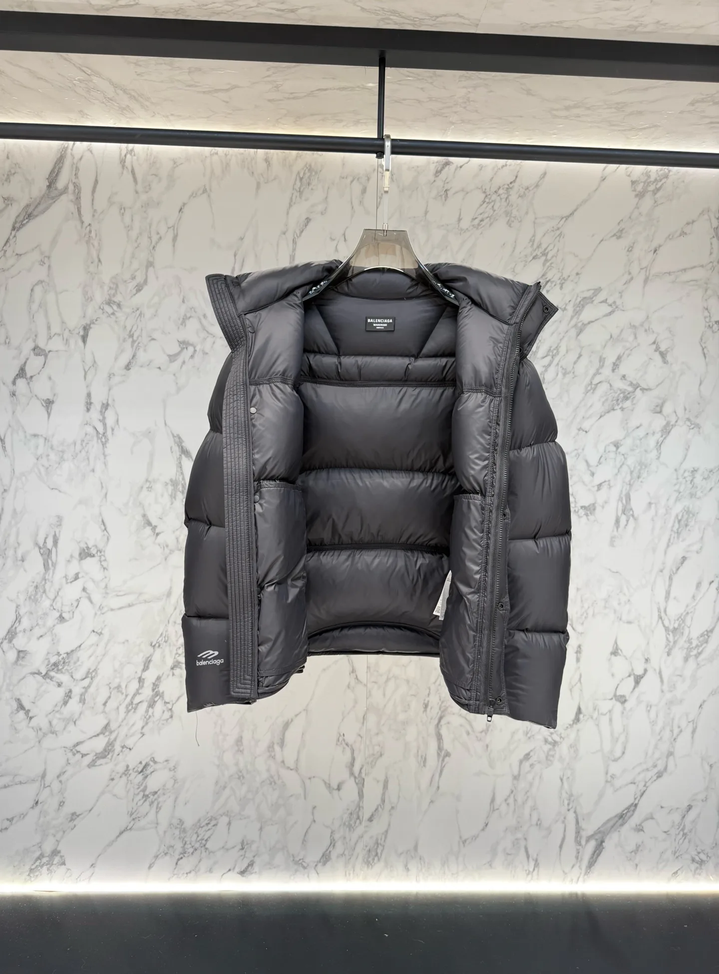 Men's Jackets And Down Jackets BALENCIAGA 18387728
