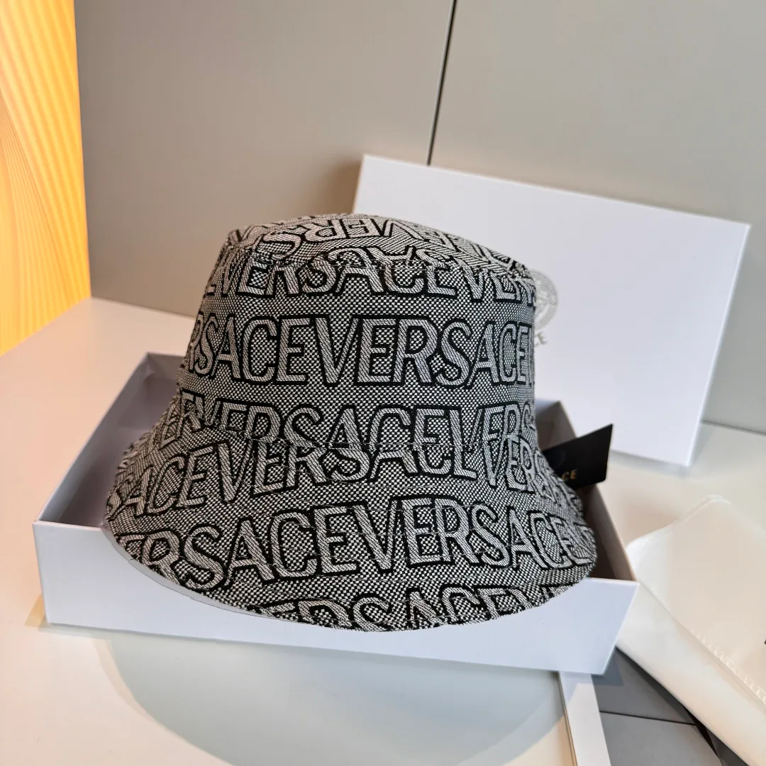 Hats VERSACE 17467752