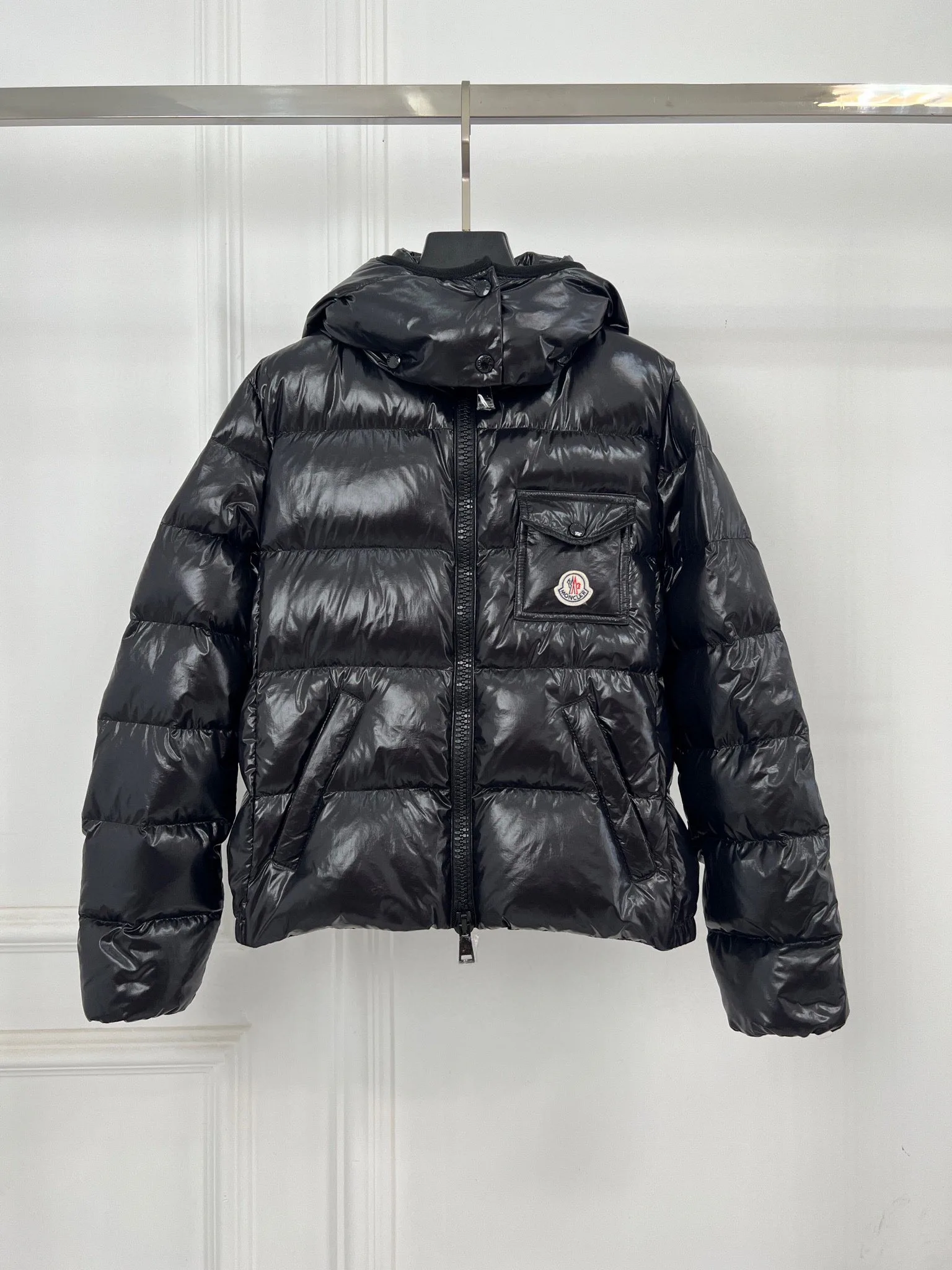 Women's Jackets And Down Jackets MONCLER 18416217