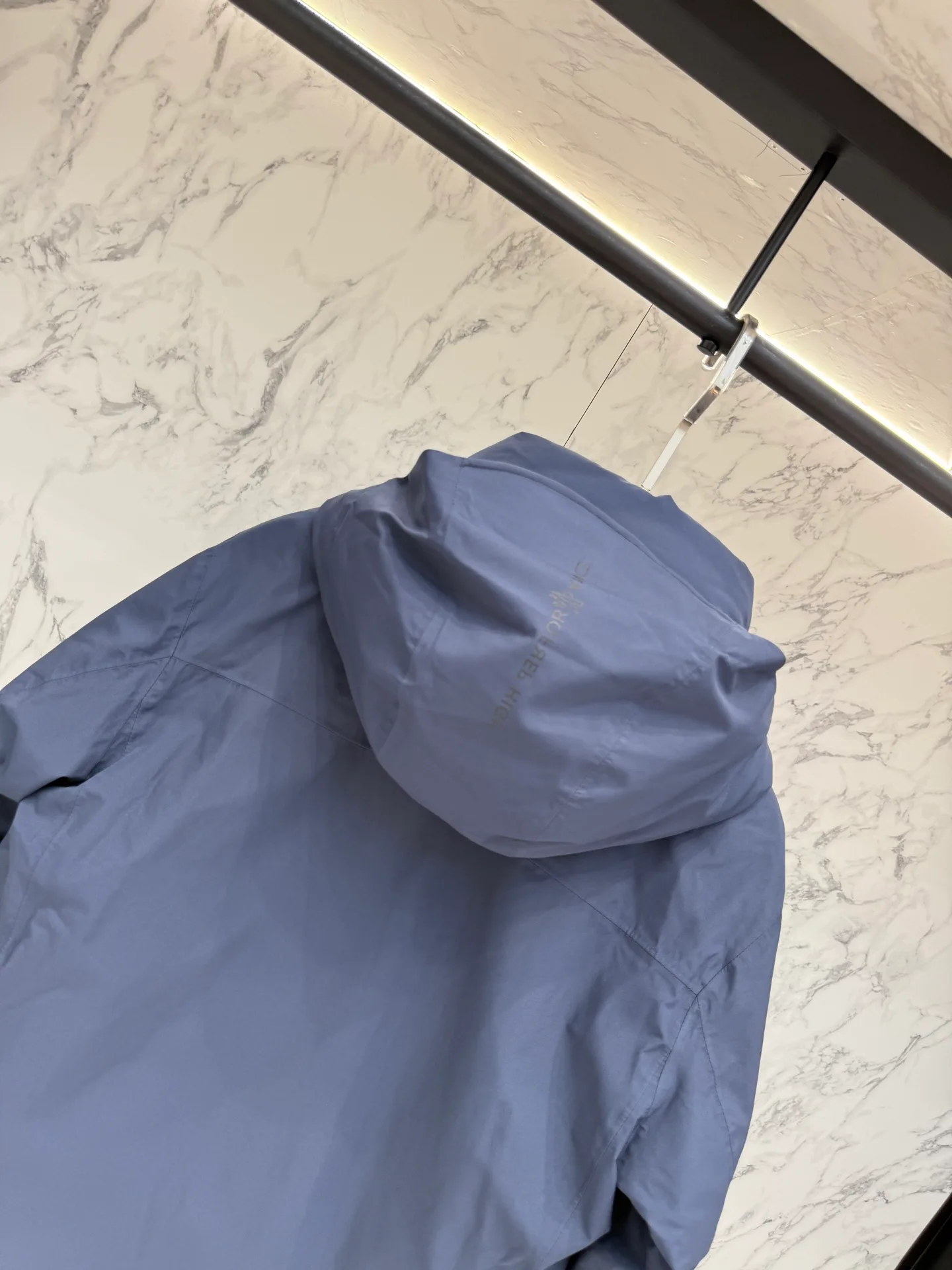 Men's Jackets And Down Jackets MONCLER 18279256