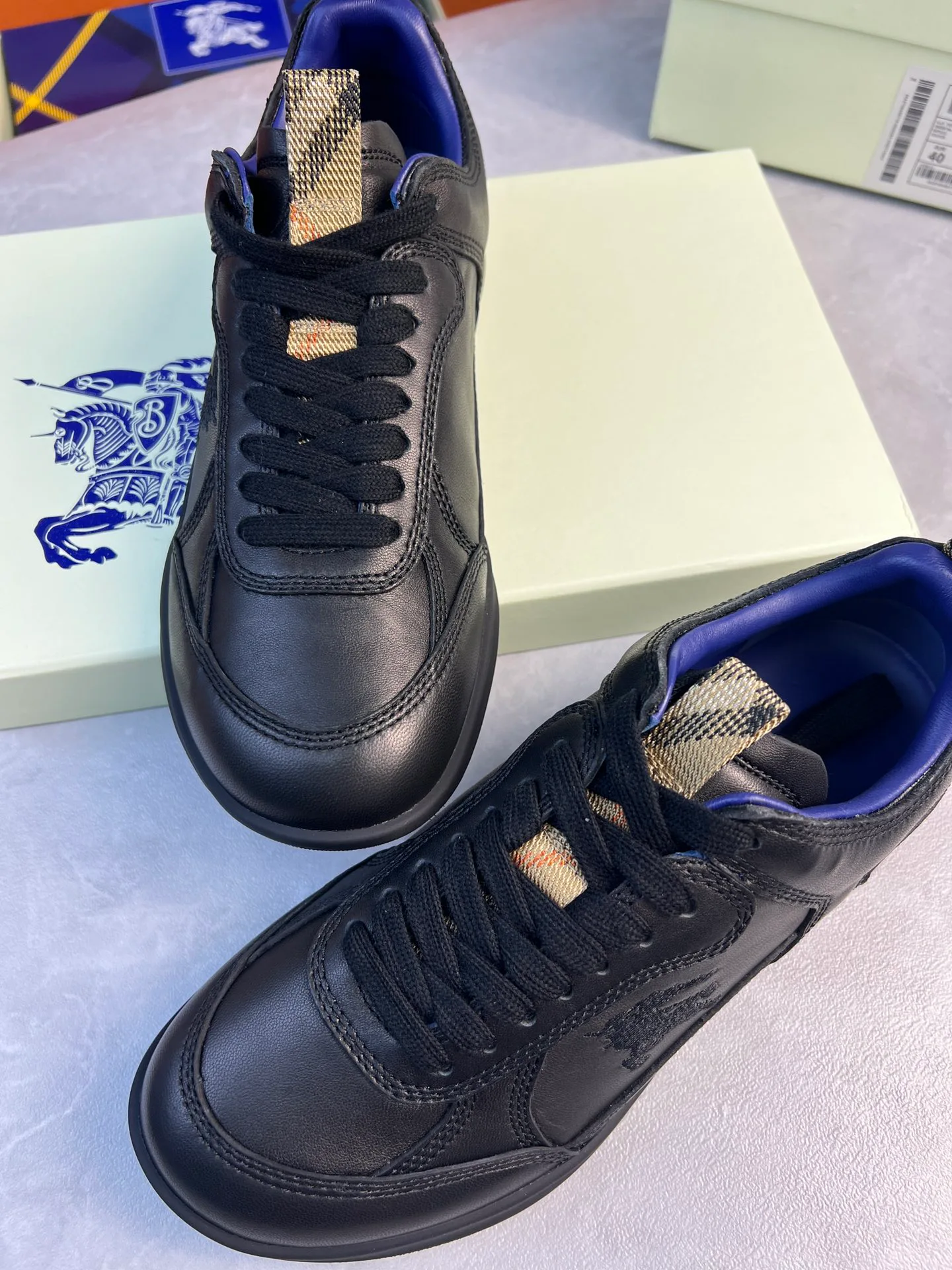Men's Sneakers BURBERRY 17420309