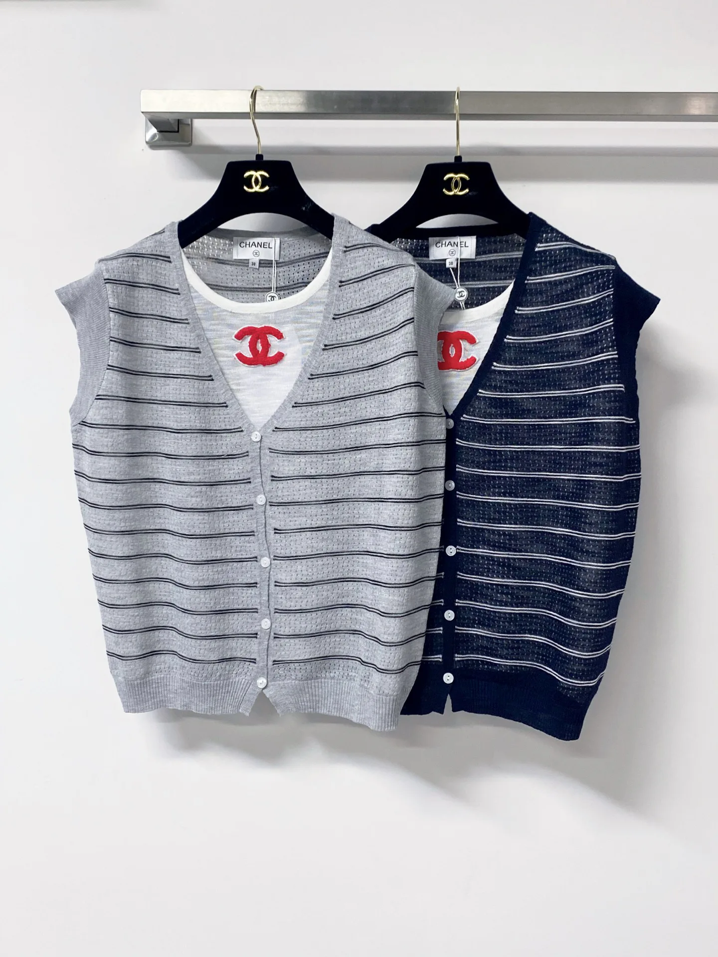 Women's Vests CHANEL 17423748