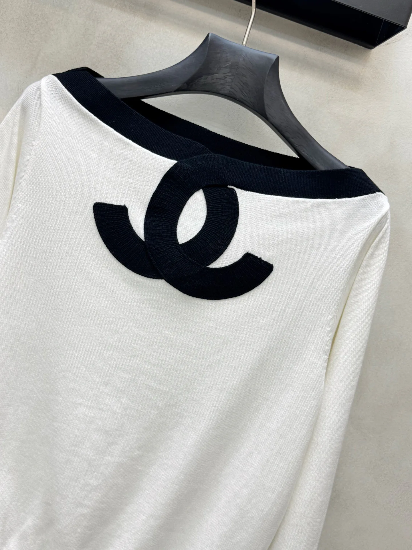 Women's Jumpers And Sweaters CHANEL 18130962
